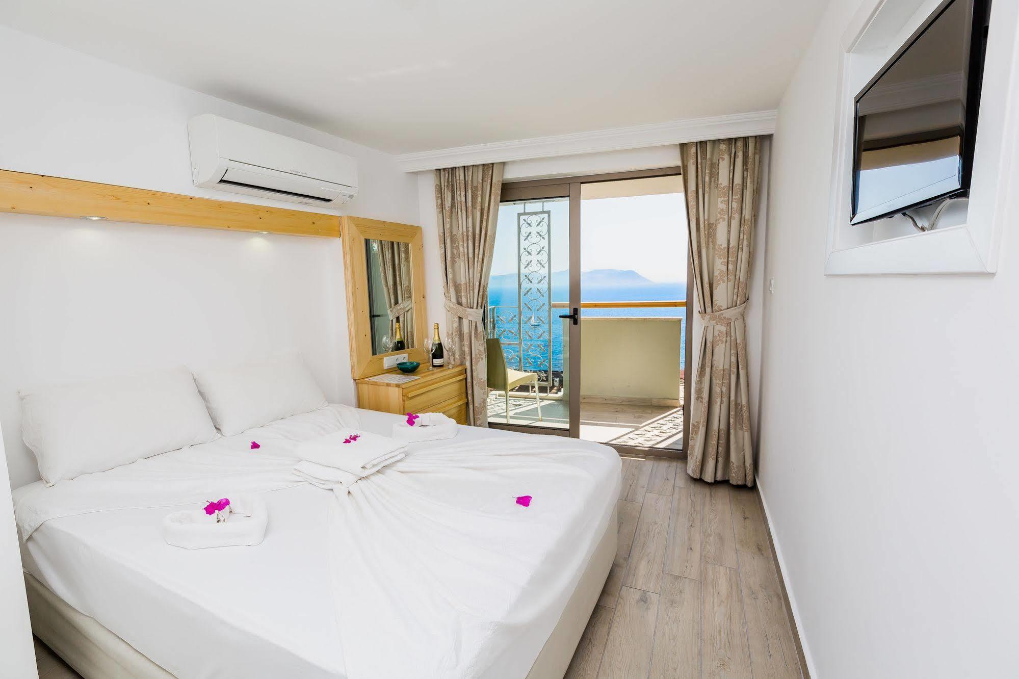Defne Hotel Kaş Exteriér fotografie